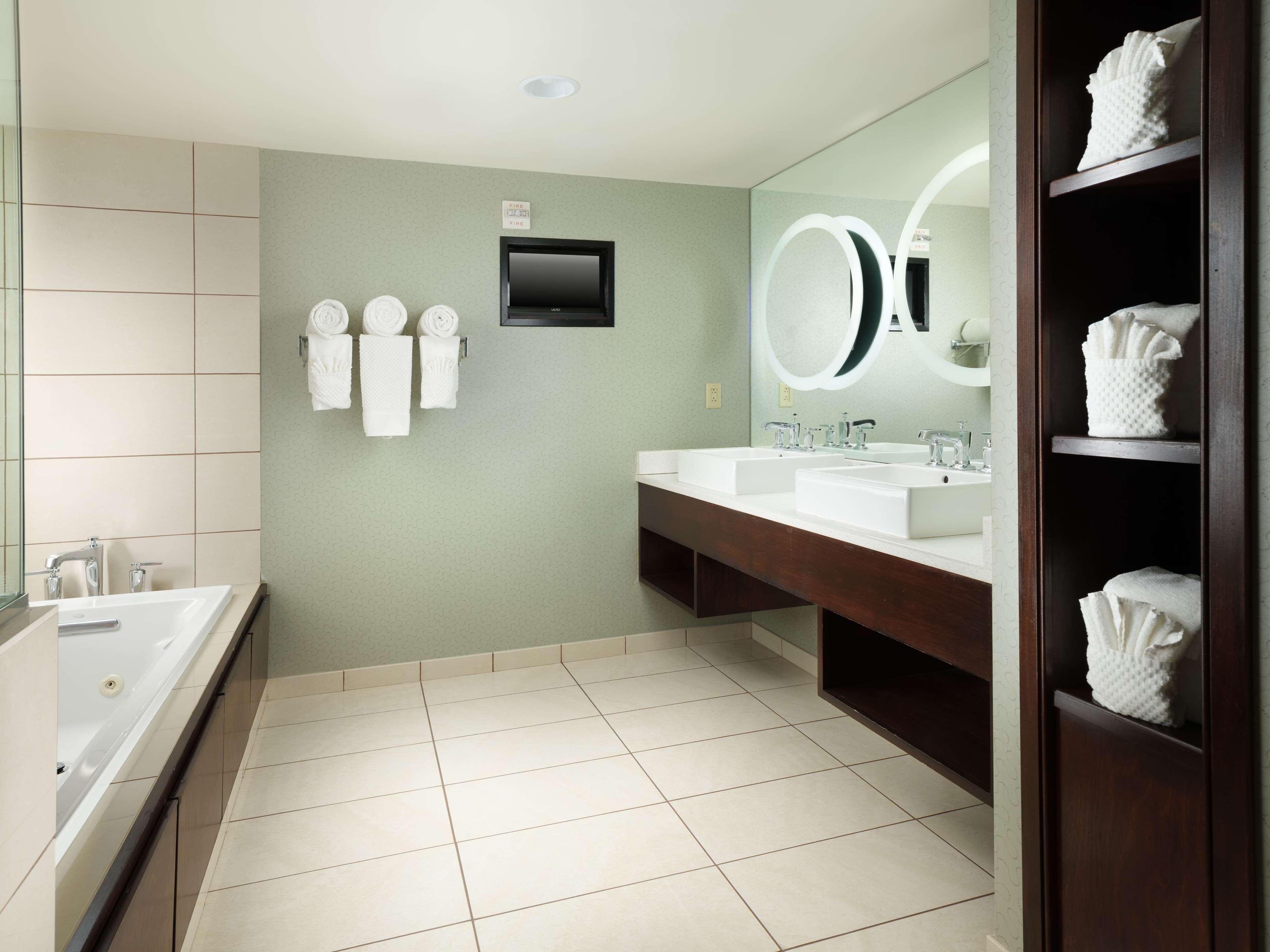 Doubletree By Hilton Hotel Chattanooga Downtown Extérieur photo