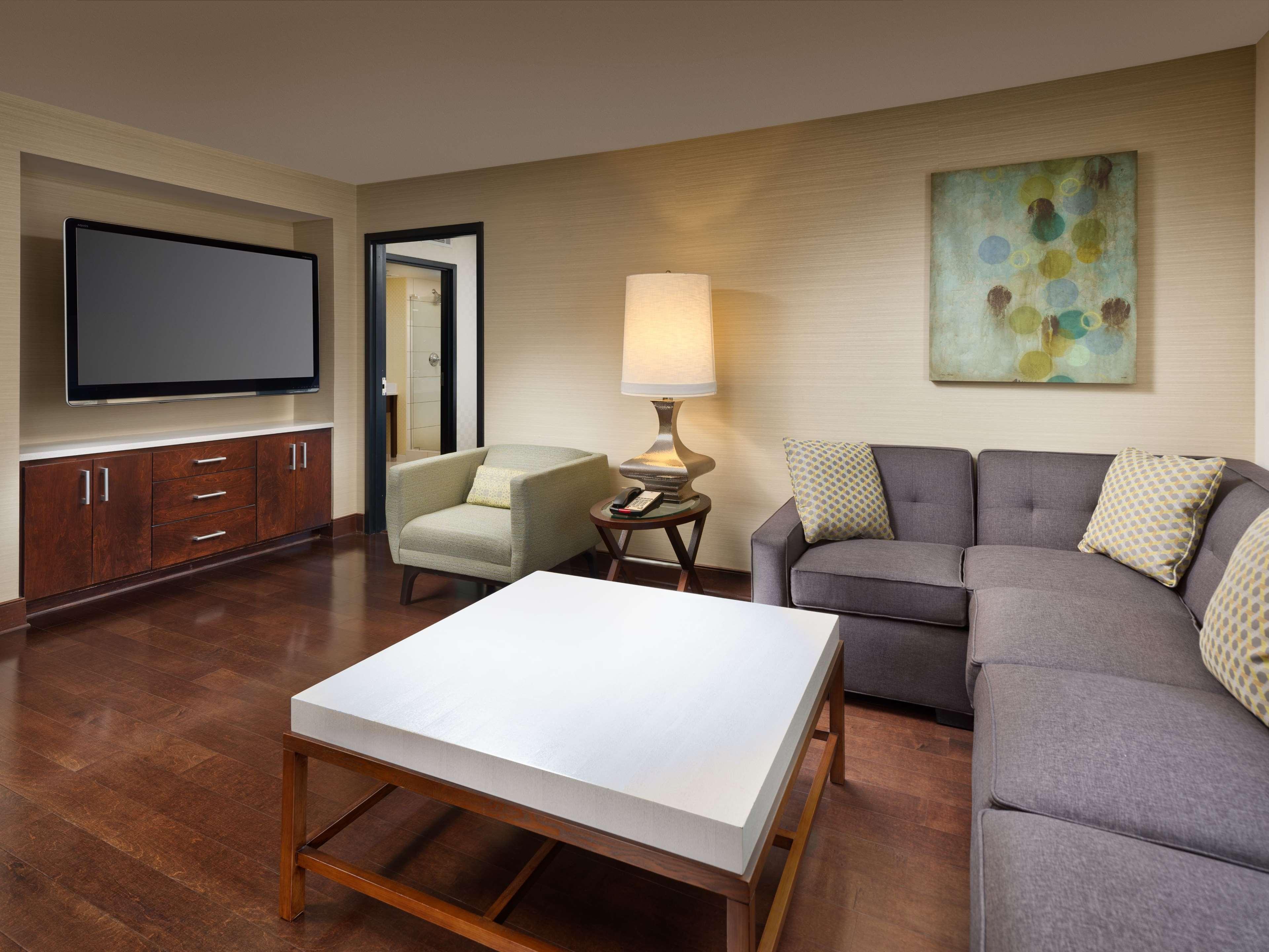 Doubletree By Hilton Hotel Chattanooga Downtown Extérieur photo
