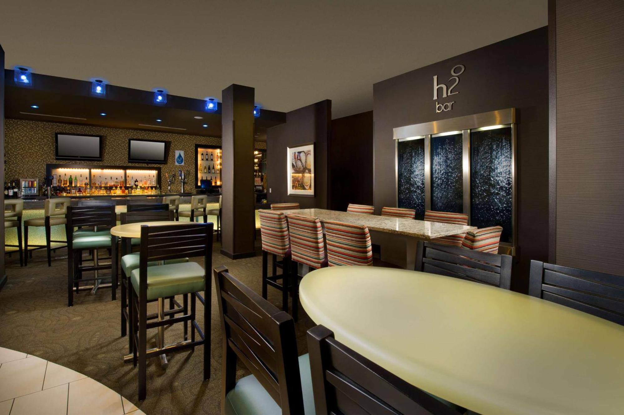 Doubletree By Hilton Hotel Chattanooga Downtown Extérieur photo
